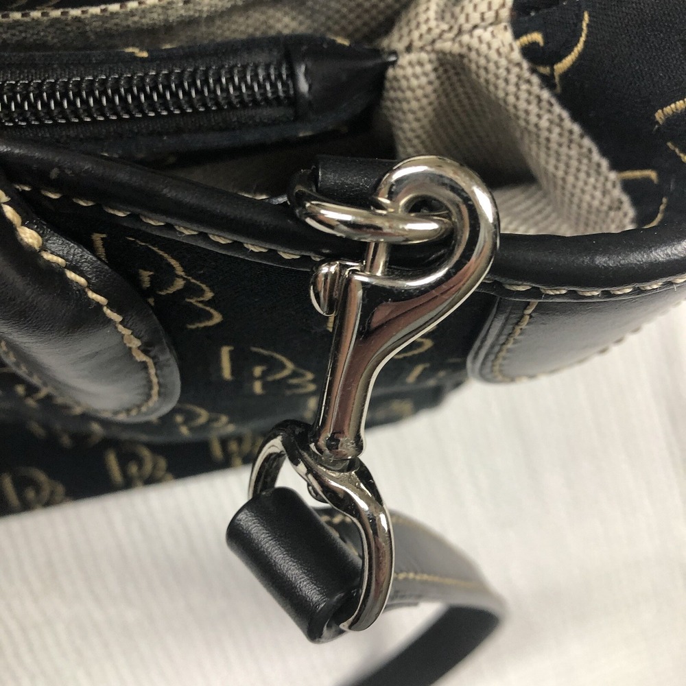 DOONEY & BOURKE Shadow Signature Shoulder Hand Bag Black Gold removable strap - Picture 8 of 16